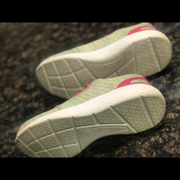 Avia Slip On/No Tie Sneakers Bright Pink and Green - Picture 3 of 4